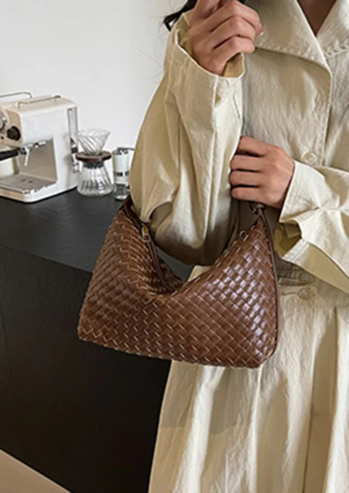 BROWN BASKET WEAVE TEXTURE SHOULDER BAG