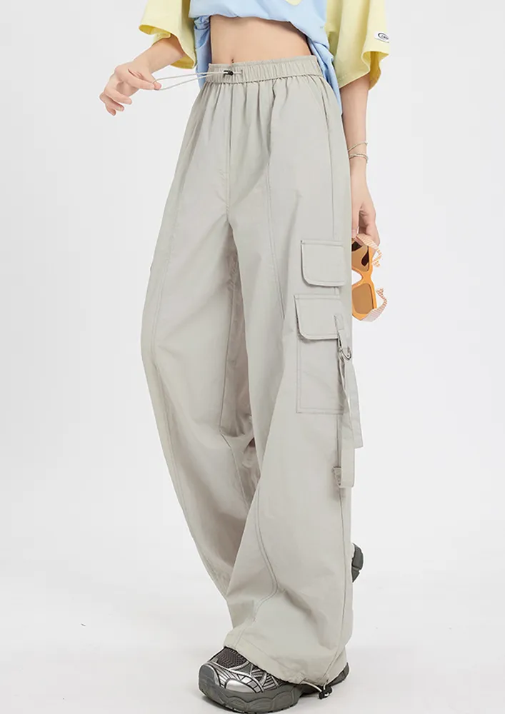 Wide Fit High-rise Cargo Pants