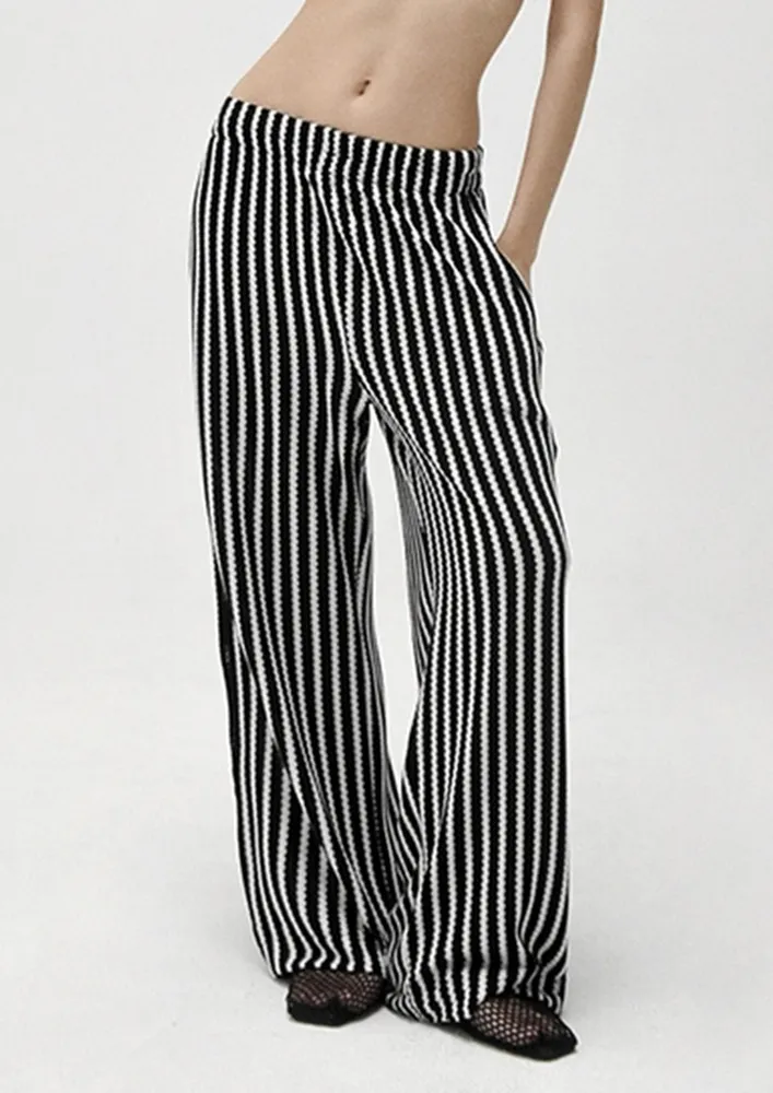 Black-white Stripe Pattern Pants