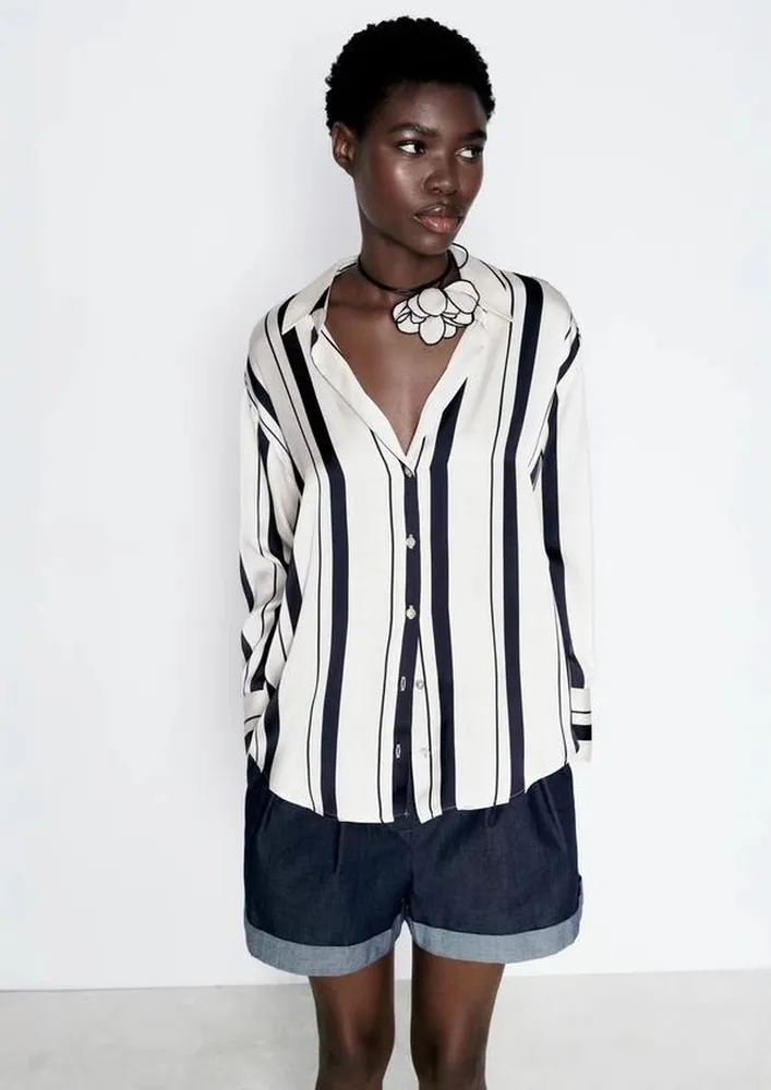 Button-down Stripe Pattern Shirt