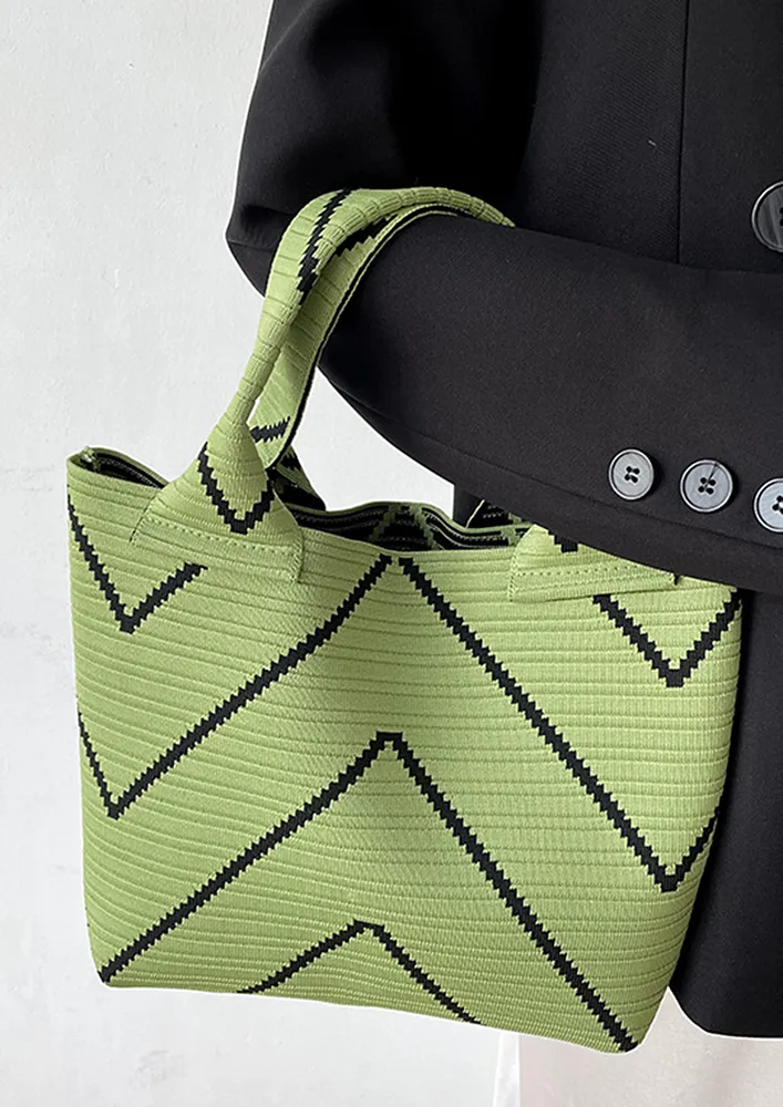 GREEN GEOMETRIC PRINT SQUARE HANDBAG