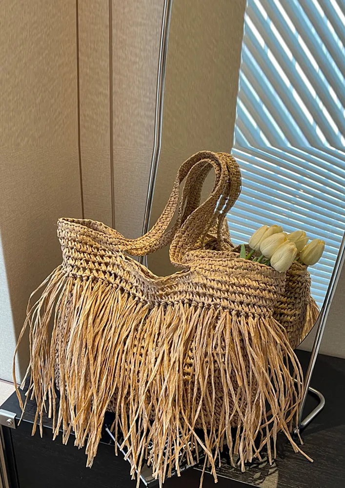 KHAKI TASSEL DECOR STRAW KNIT TOTE BAG