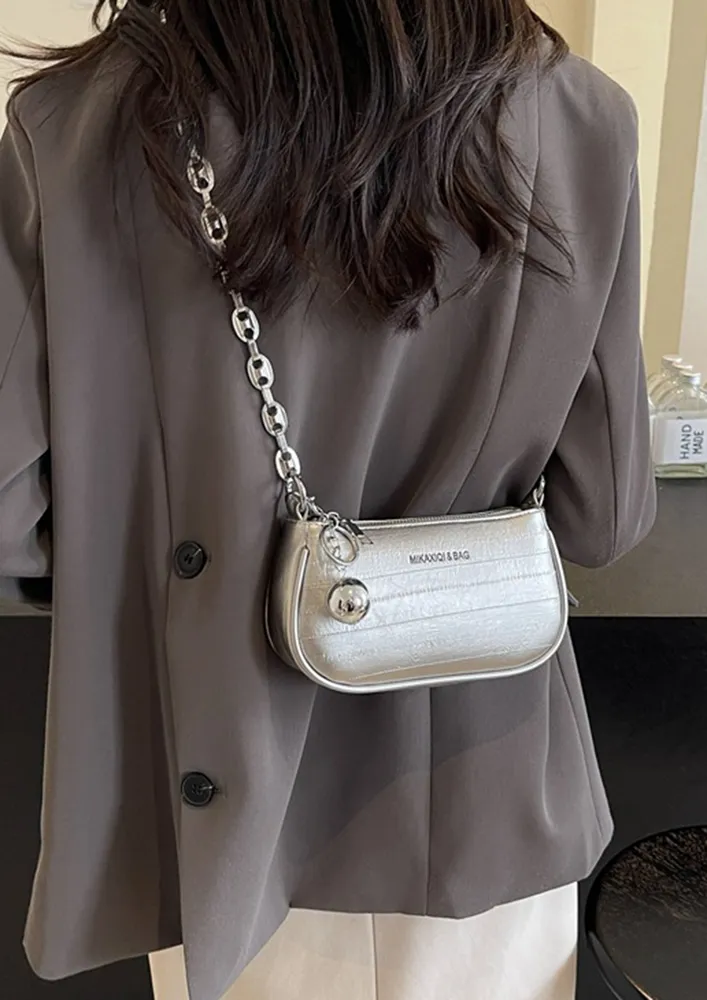 SILVER CABLE CHAIN STRAP SHOULDER BAG