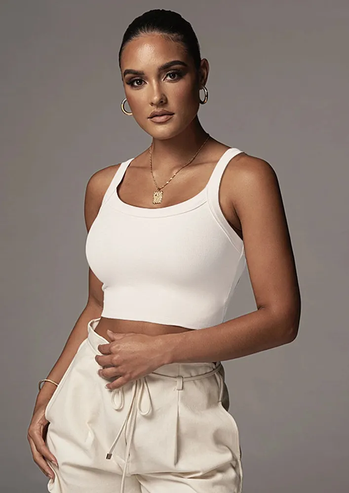 WHITE U-NECK SLIM CROP TOP