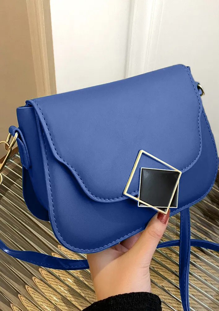 SQUARED UP BLUE SLING BAG