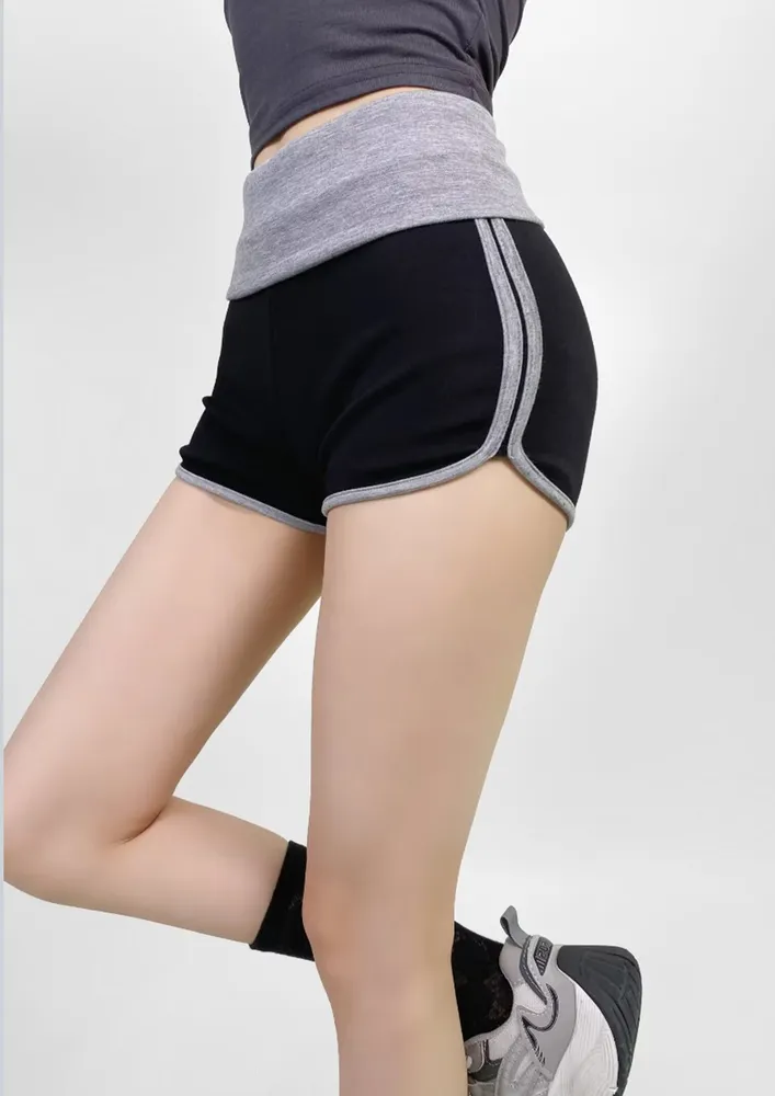 Grey-black Contrast Lined Hot Pants