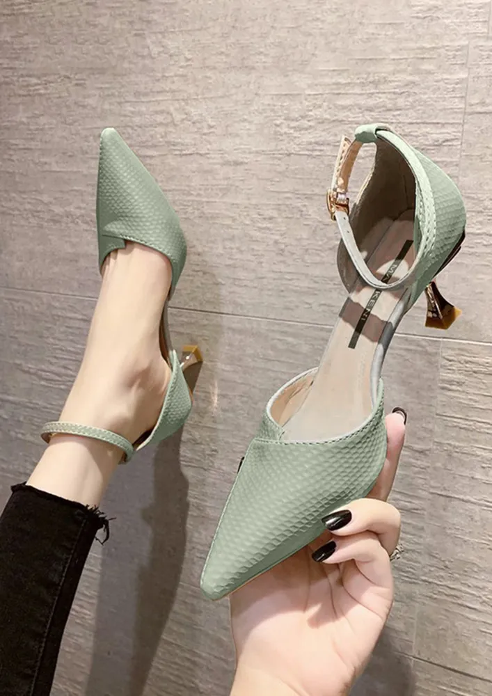 GREEN METALLIC SPOOL HEEL PUMPS