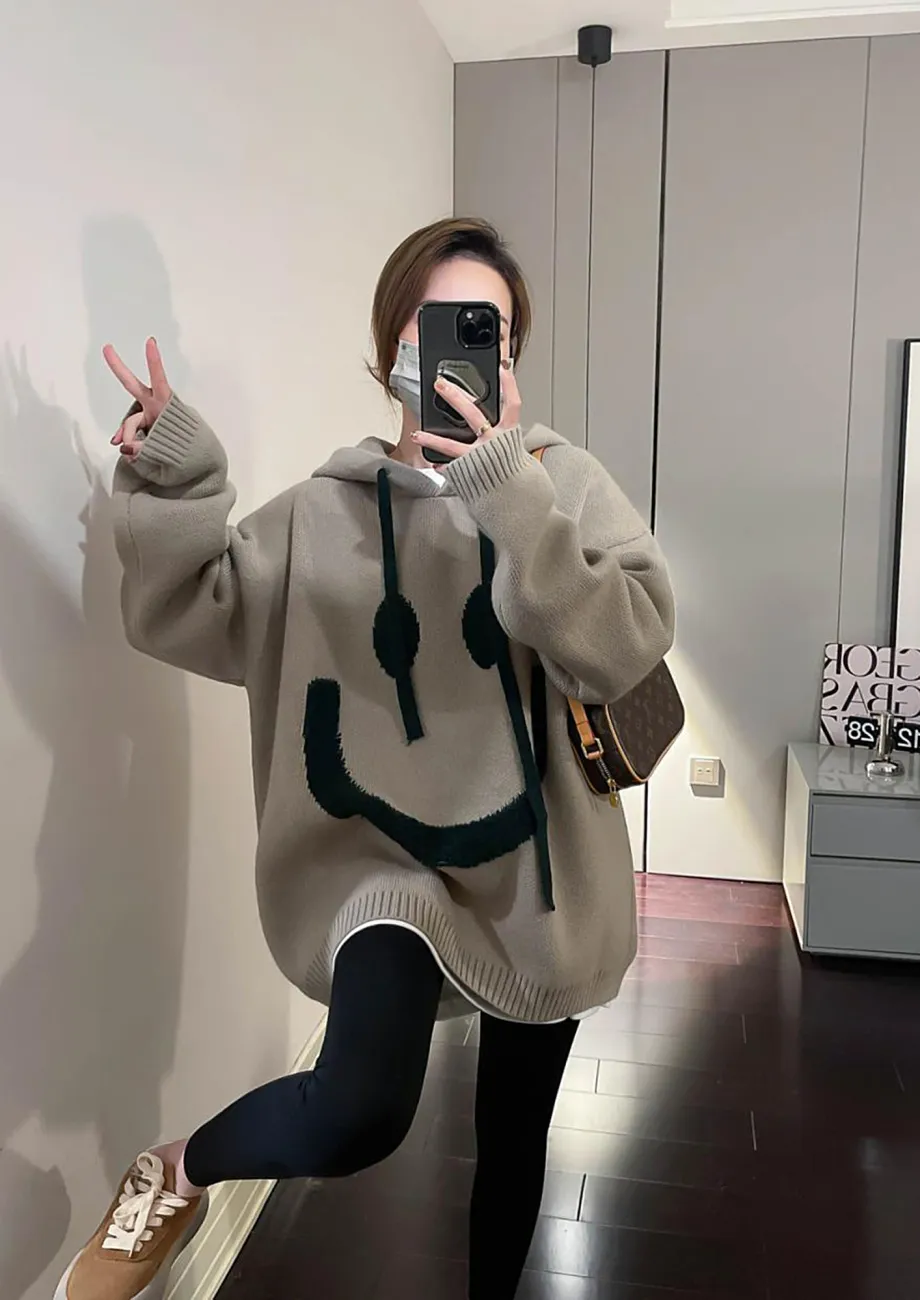 OVERSIZED KHAKI CONTRAST SMILEY HOODIE