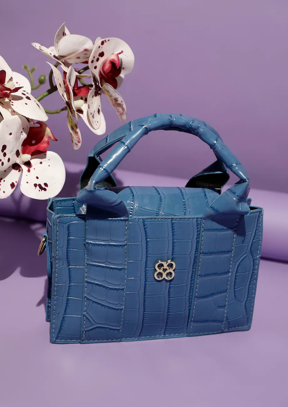 MASTER OF TEXTURED BLUE HANDBAG