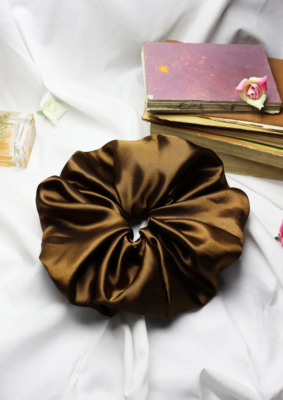 Romantic chocolate vintage oversized scrunchie