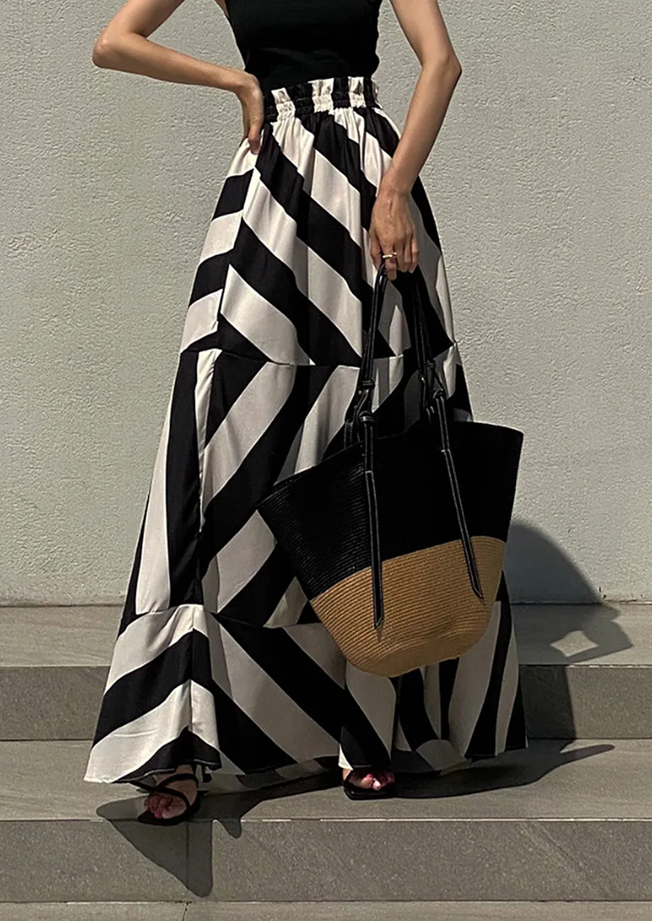 Black and white striped skirt online india best sale