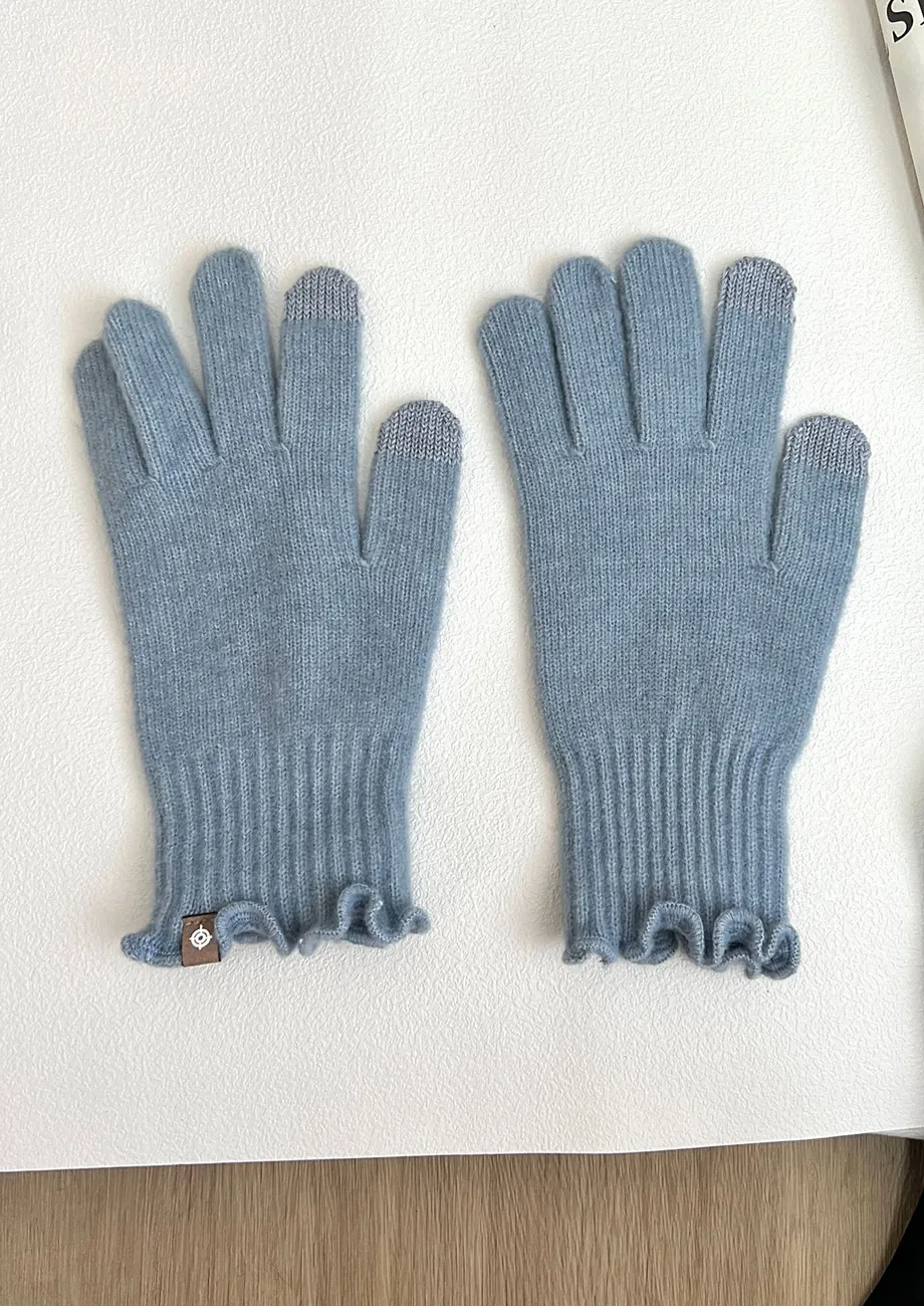 LIGHT BLUE KNITTED OVERLOCK-HEM GLOVES