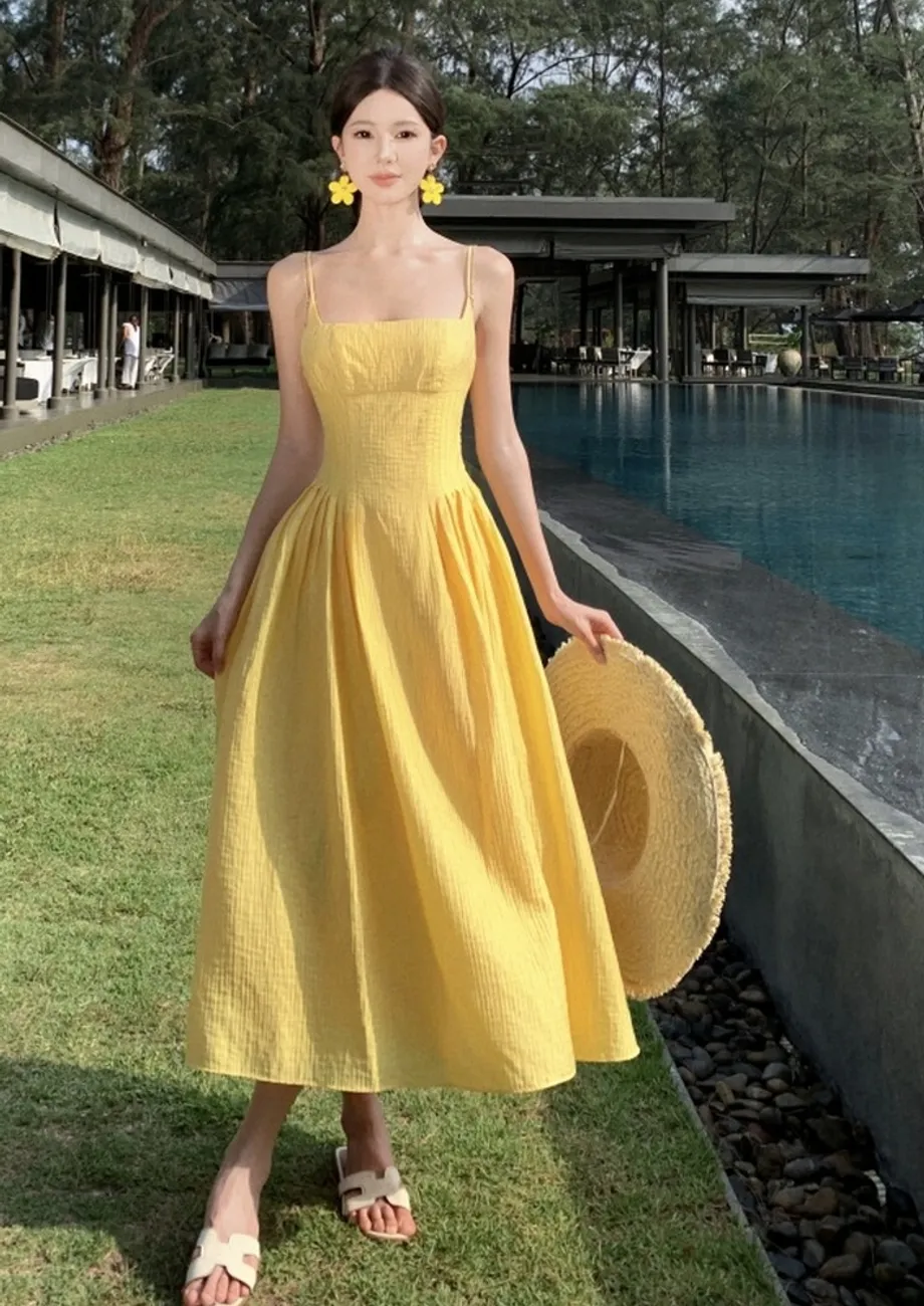 lace maxi dress online india Step into a world of elegance and allure with our exquisite range of maxi  dresses designed to make heads turn Shop in-store and online . . .  #forevernew #ForeverNewStyle #forevernewindia #maxidress #womensdresses  #womenscollection