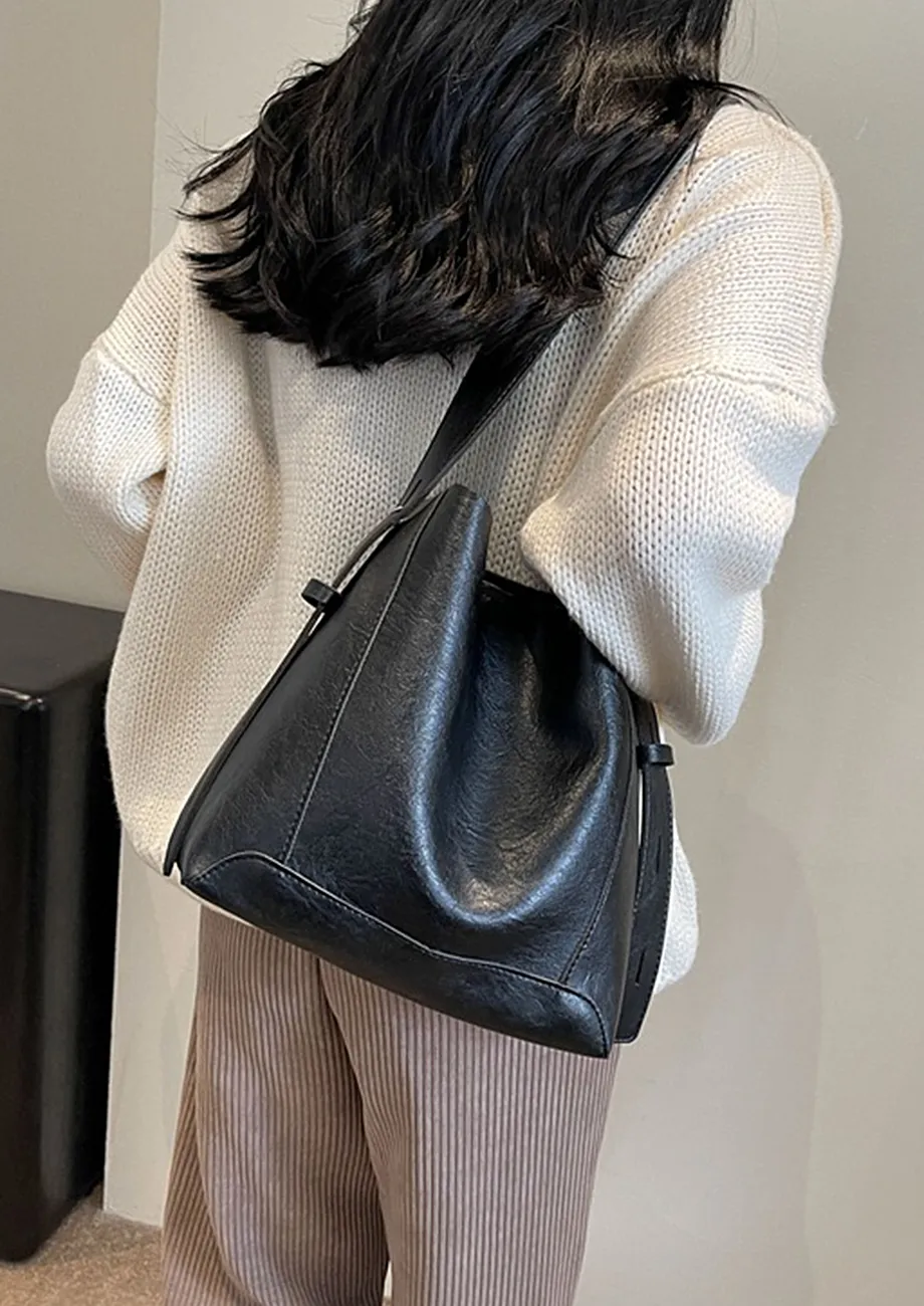 Single strap tote bag on sale