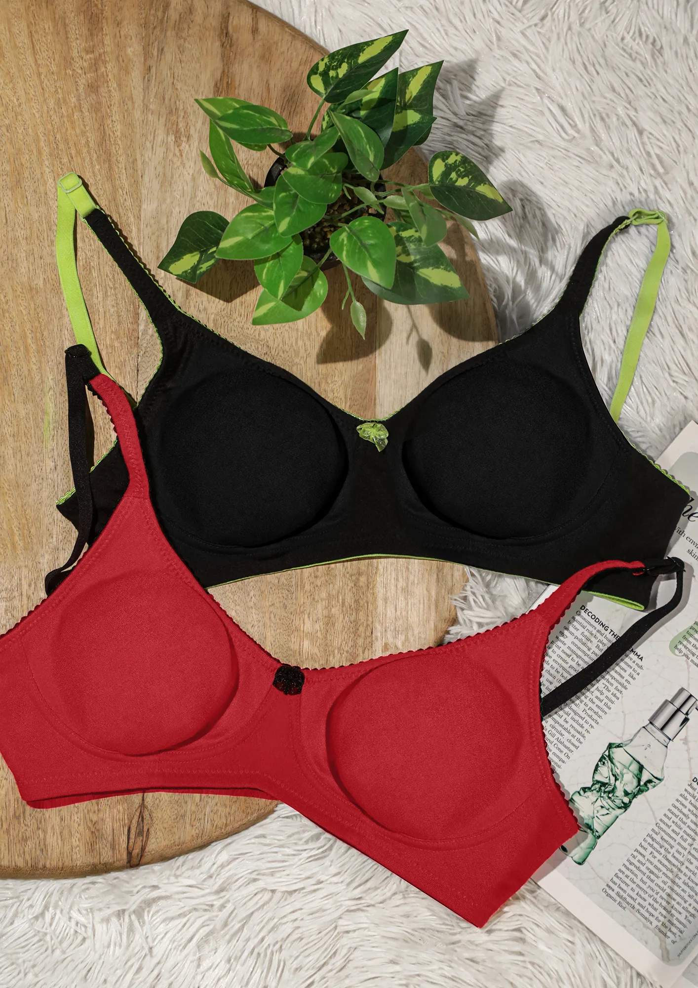 激安正規品 FEELS Buy LIKE Women for COMBO BRA BLACK AND RED CONTENTMENT 下着・アンダーウェア